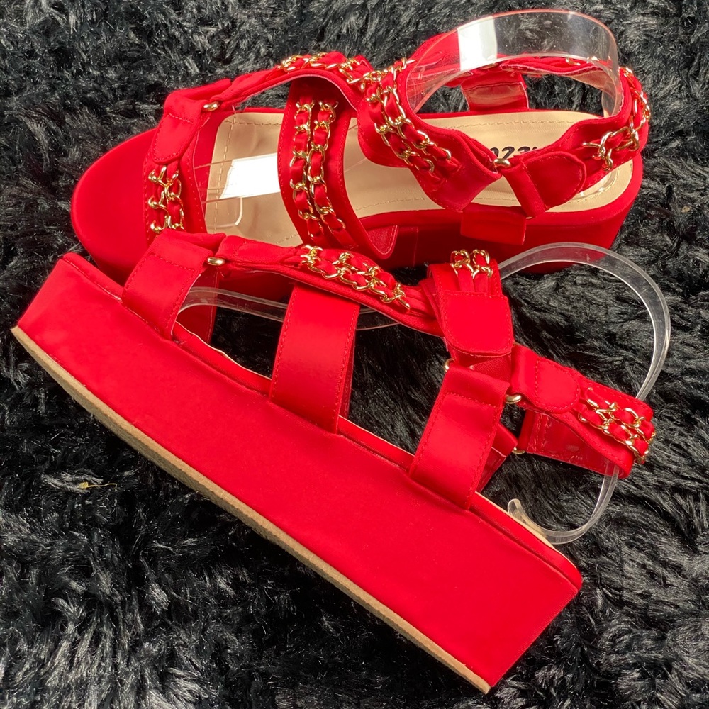 NEW| Red and Gold Low Strapped Wedge Sandals